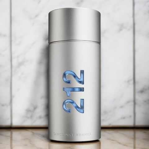 CAROLINA HERRARA 212 NYC MEN EAU DE TOILETTE