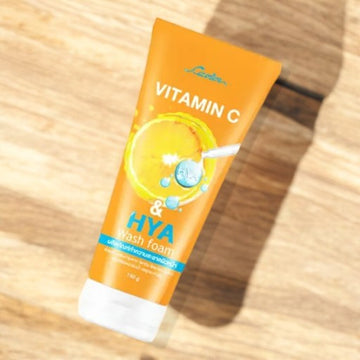 CAVIER Vitamin C & HYA wash foam