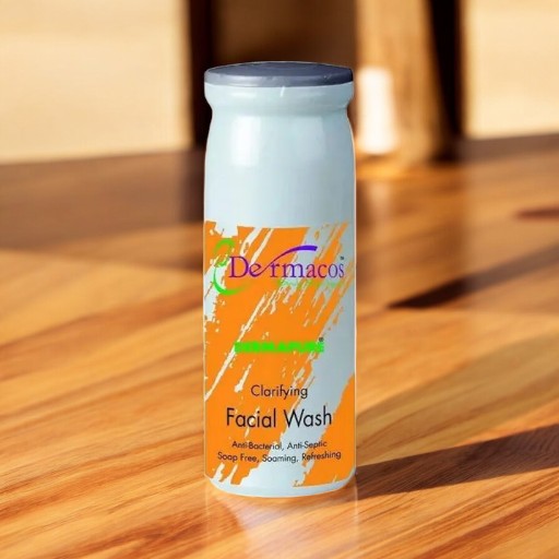 DERMACOS Clarifying Facial Wash