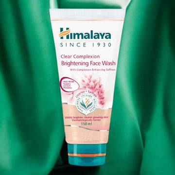 HIMALAYA Clear Complexion Face Wash With Complextion Enchancing Saffron