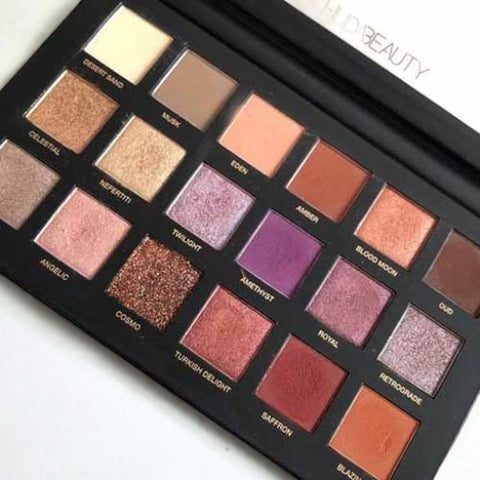 Huda Beauty Desert Dusk Eyeshadow Palette