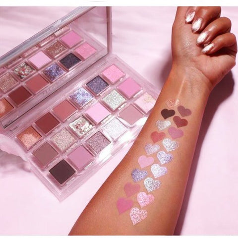 Huda Beauty Rose Quartz Eyeshadow Palette