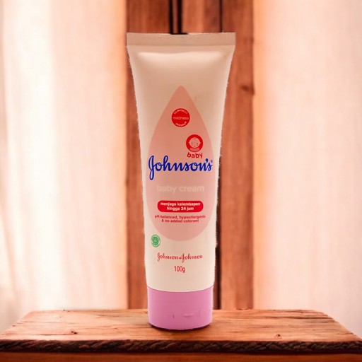 JOHNSON'S Baby Cream