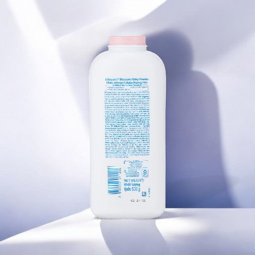 JOHNSON'S Blossoms Baby Powder