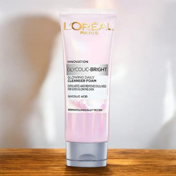 L'OREAL PARIS Innovation Glycolic-Bright Glowing Daily Cleanser Foam Glycolic Acid Dematologically Tested