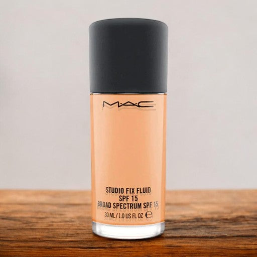 MAC NC25 Studio Fix Fluid SPF 15 Foundation