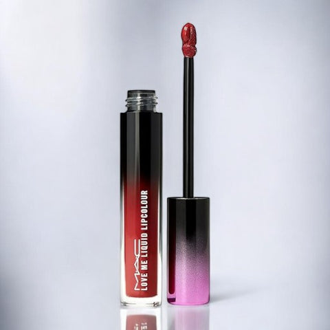 MAC Love me Liquid LipColour