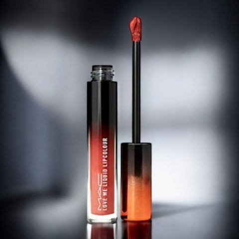 MAC Love me Liquid LipColour