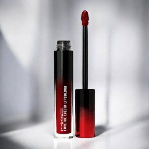 MAC Love me Liquid LipColour