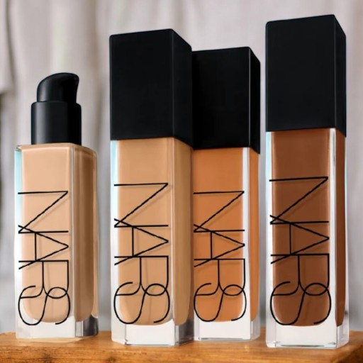 NARS Natural Radiant Longwear Foundation Light