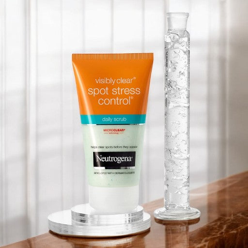 NEUTROGENA Developed with Dermatologists Visibly Clear Spot Stress Control Daily Scrub