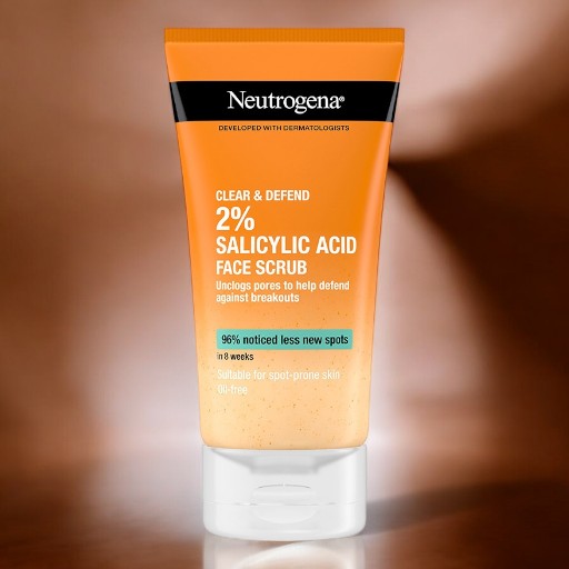 NEUTROGENA Developed with Dermatologists Clear & Defend Facial Scrub For Spot-Prone Skin Oil Free