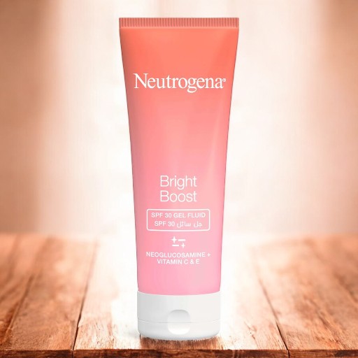 Neutrogena Developed with Dermatologists Bright Boost Fluido Hidratante Facial SPF 30