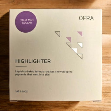 OFRA Highlighter Pillow Talk liquid to backed formula