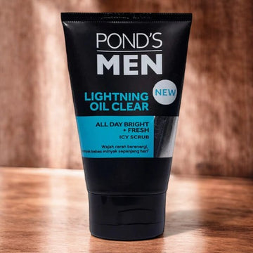 POND'S MEN Lightning Oil Clear Icy Scrub