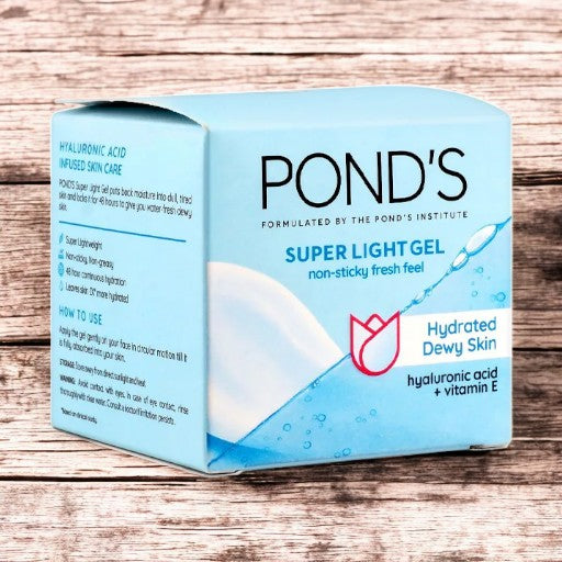 POND'S Super Light Gel Non-Sticky Fresh Feel Hydrated Dewy Skin