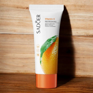 SADOER Vitamin C Refreshing Brightening Facial Cleanser